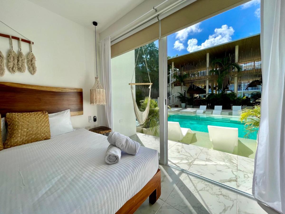 Beautiful Swim-Up Studio With Private Terrace, Pool And Jungle Gym Tulum Exterior photo