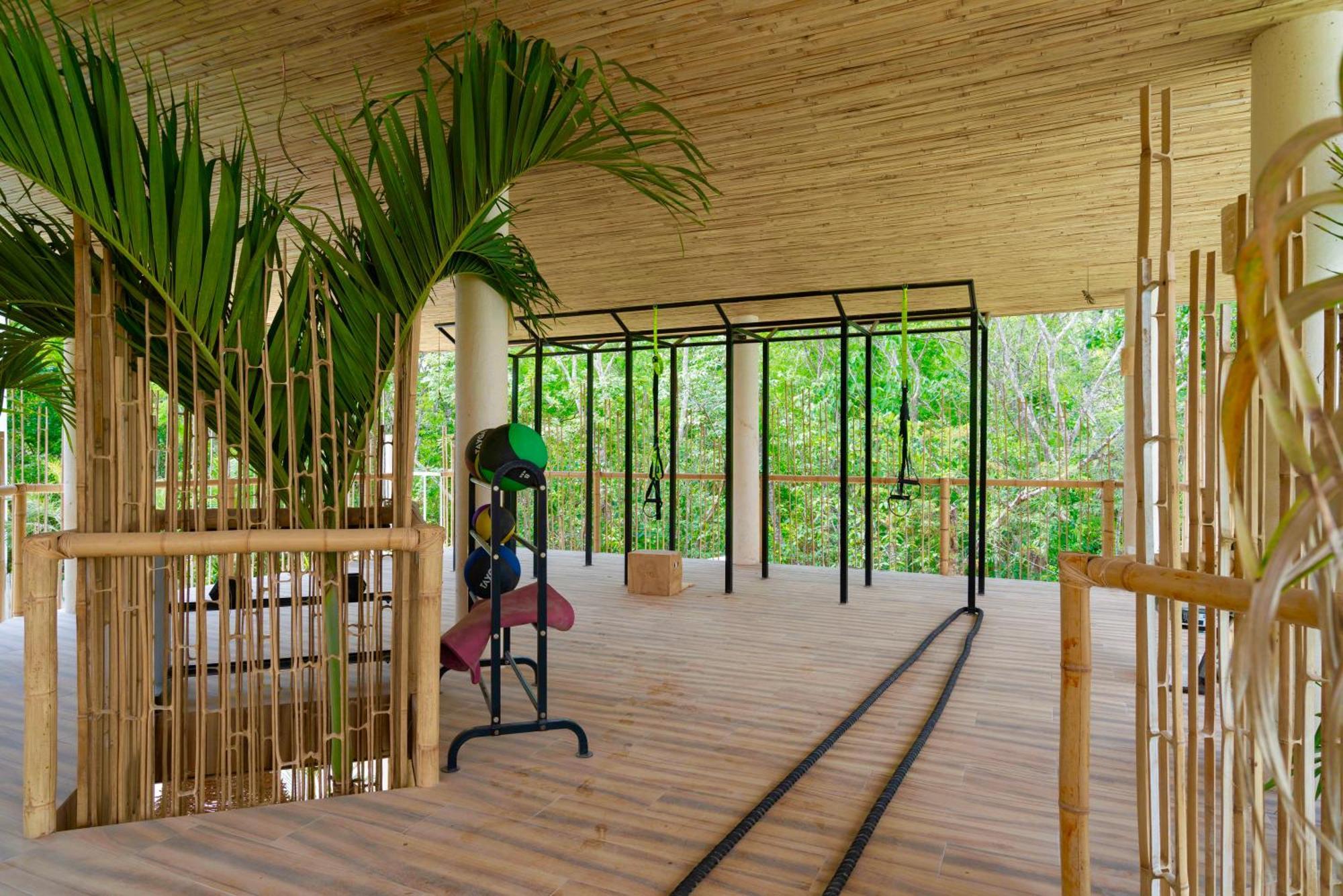 Beautiful Swim-Up Studio With Private Terrace, Pool And Jungle Gym Tulum Exterior photo